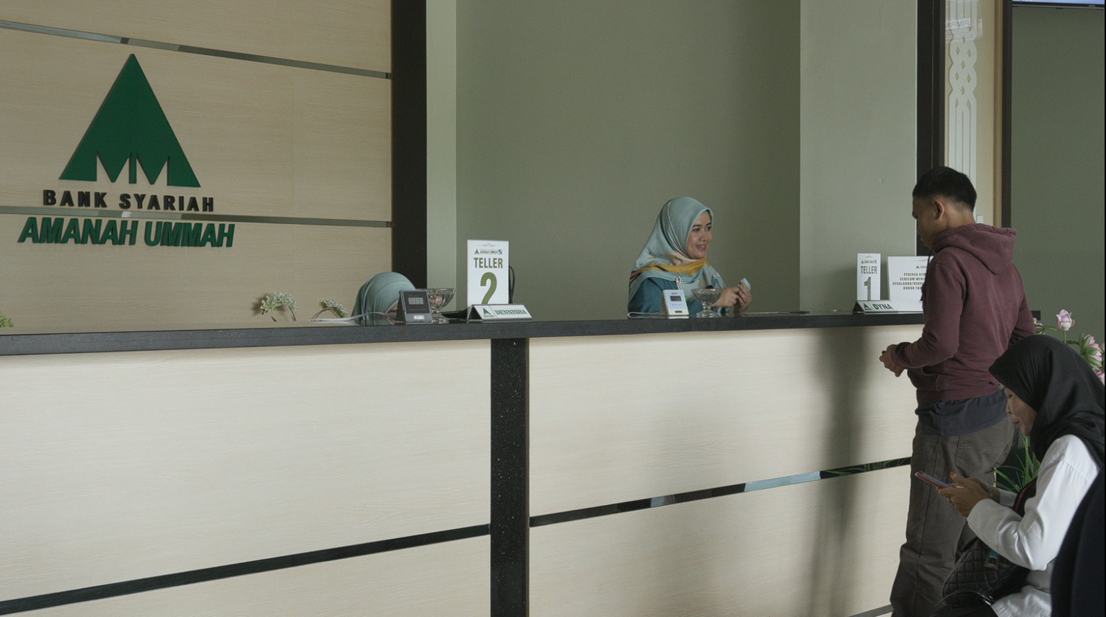 aktivitas transaksi di kantor bprs amanah ummah