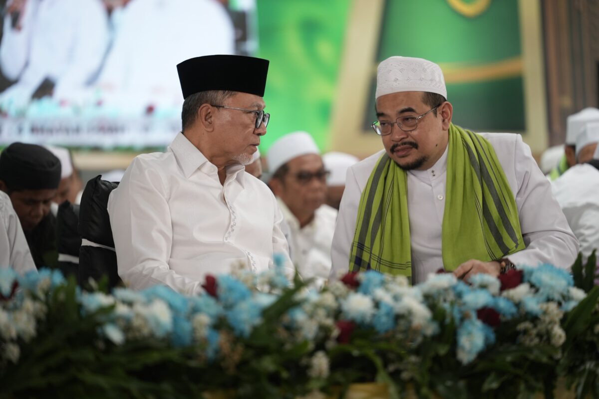KH Ahmad Fauzi Tijani bersama Zulkifli Hasan Menteri Koordinator Bidang Pangan