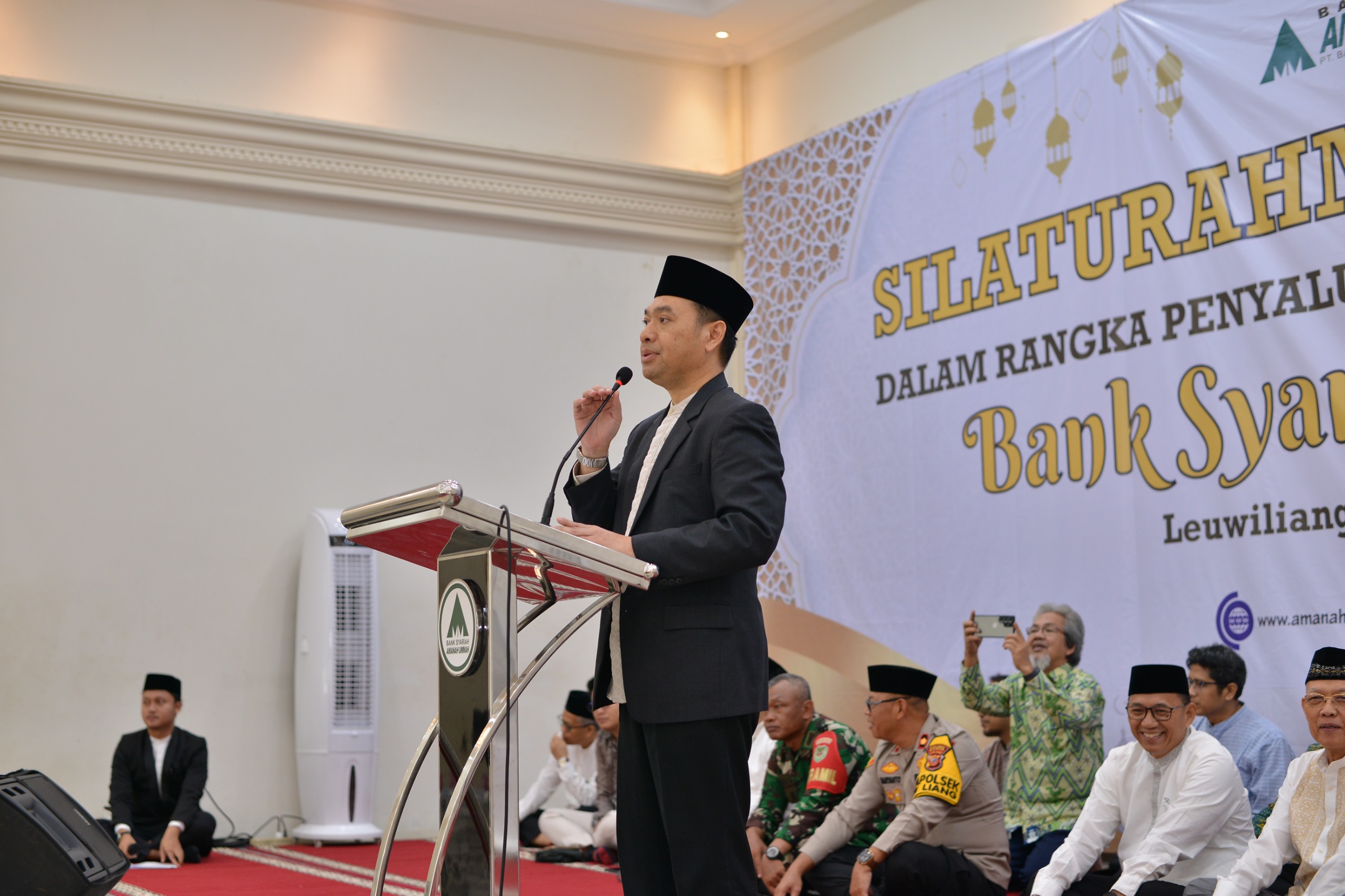 hendi sofyan dirut bprs amanah ummah