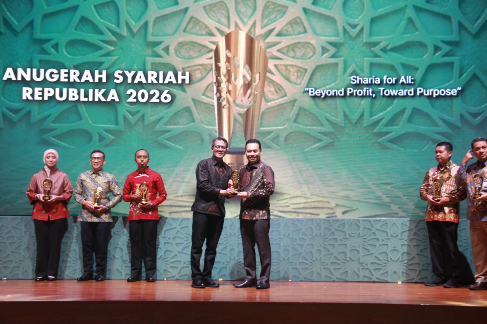 penghargaan bprs amanah ummah